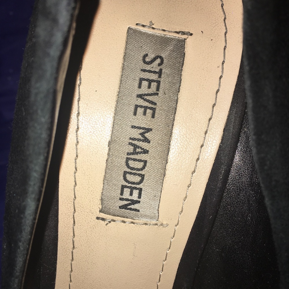 Shoes - Picture 6 of 6